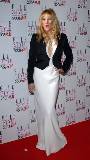 Kate Hudson con Vestido y Chaqueta